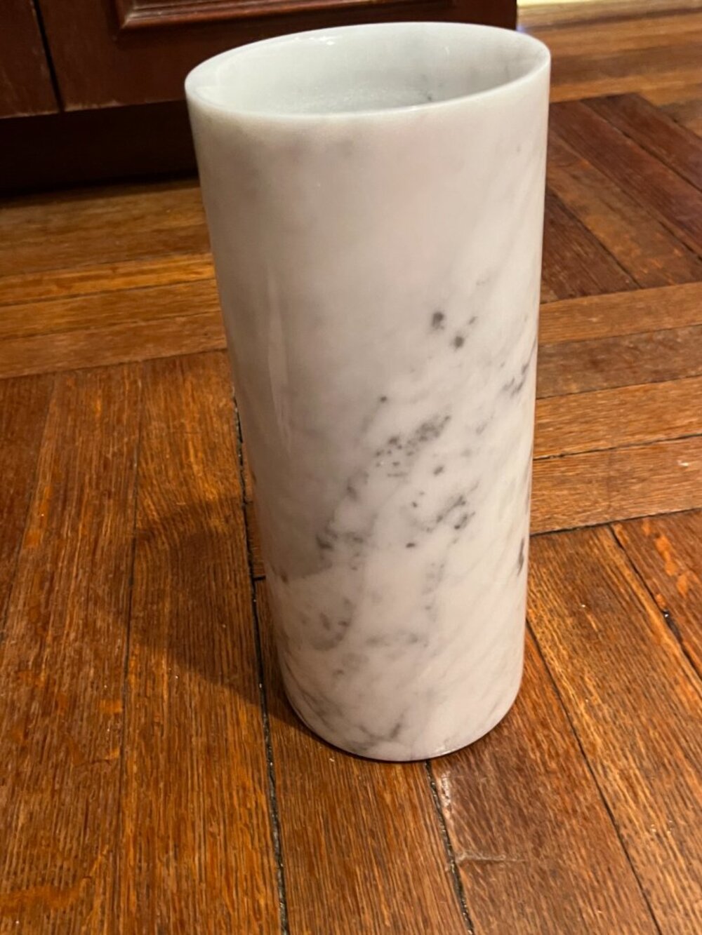 FiammettaV Home Collection - White Marble Vase - Robot City Italy‎ Modern Decor
